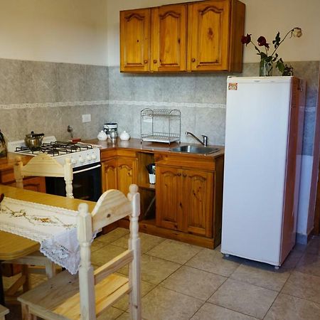 Apart Flavia Carhué Extérieur photo