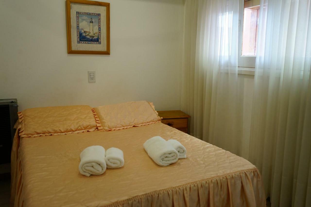 Apart Flavia Carhué Extérieur photo
