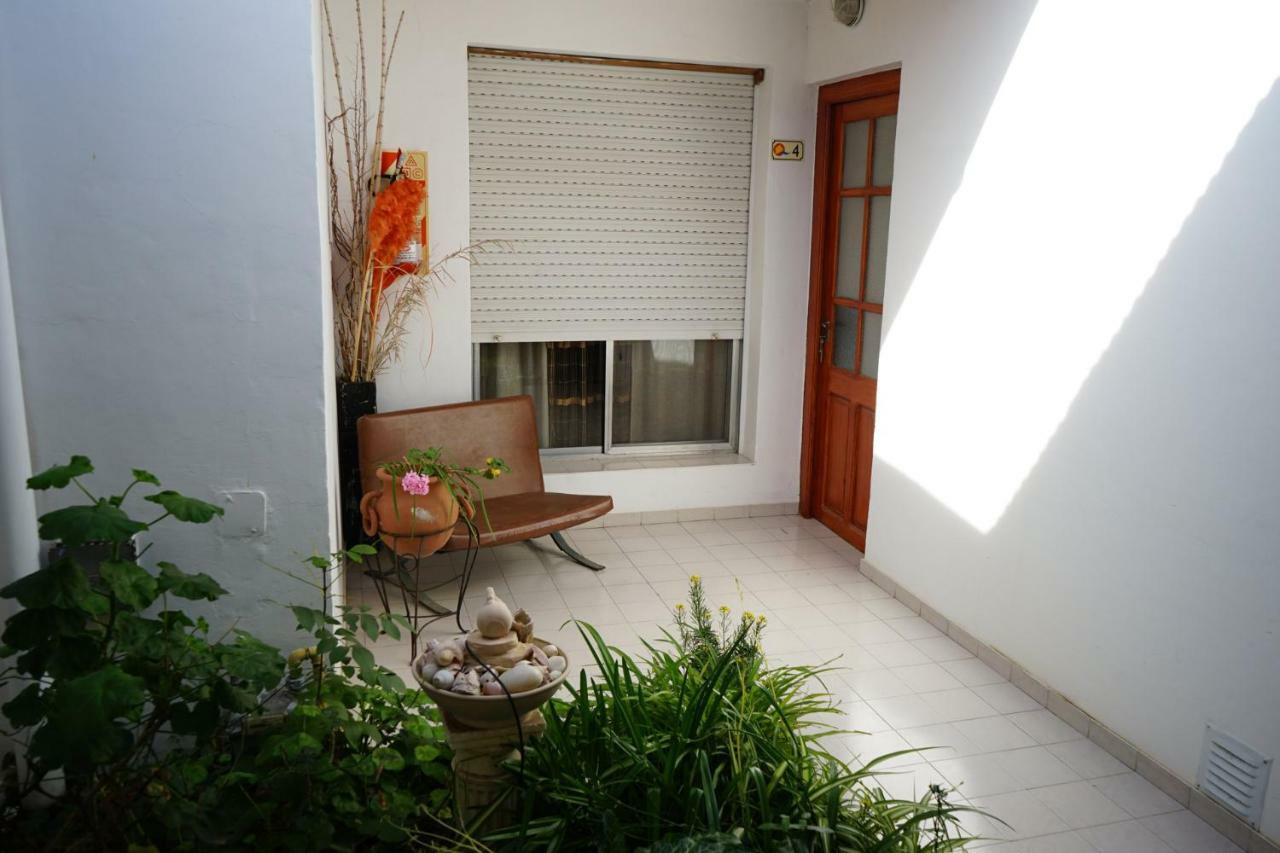 Apart Flavia Carhué Extérieur photo